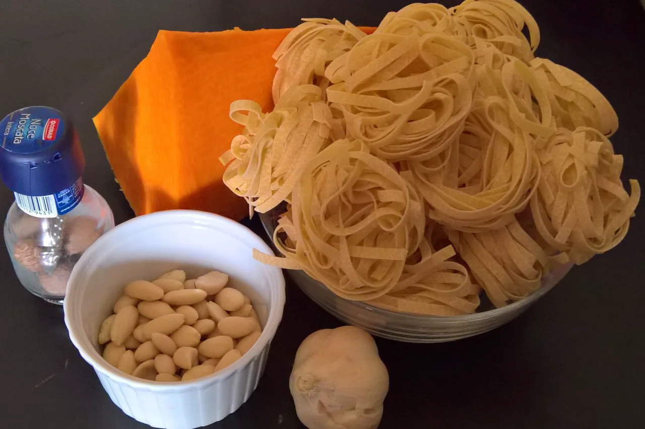 Tagliatelle con dadolata di zucca